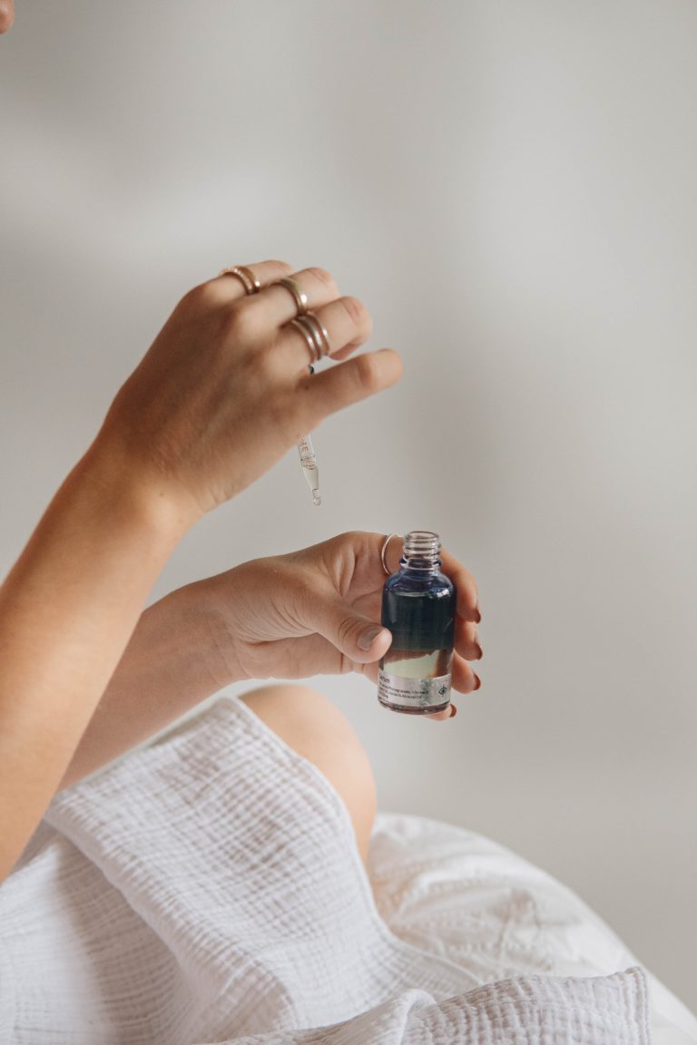 Comment créer sa marque de cosmétique ? – magazine INCARE